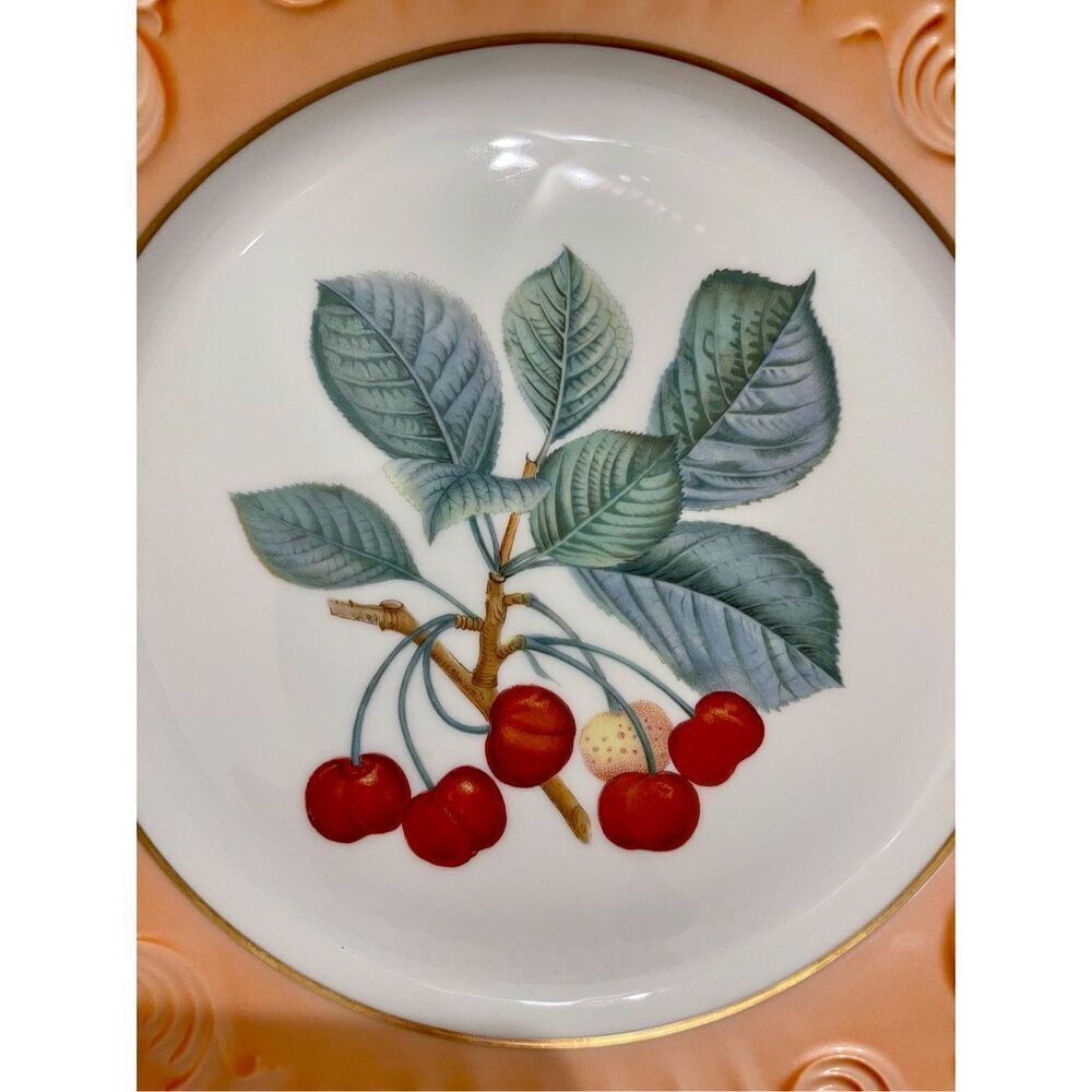 Mottahedeh Porcelain “Summer Fruit” Cake Stand - Picture 4 of 14